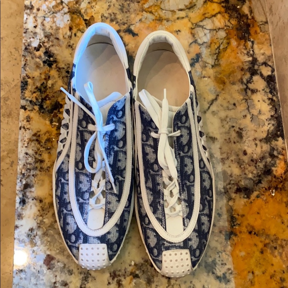 Dior Logo Sneakers 40